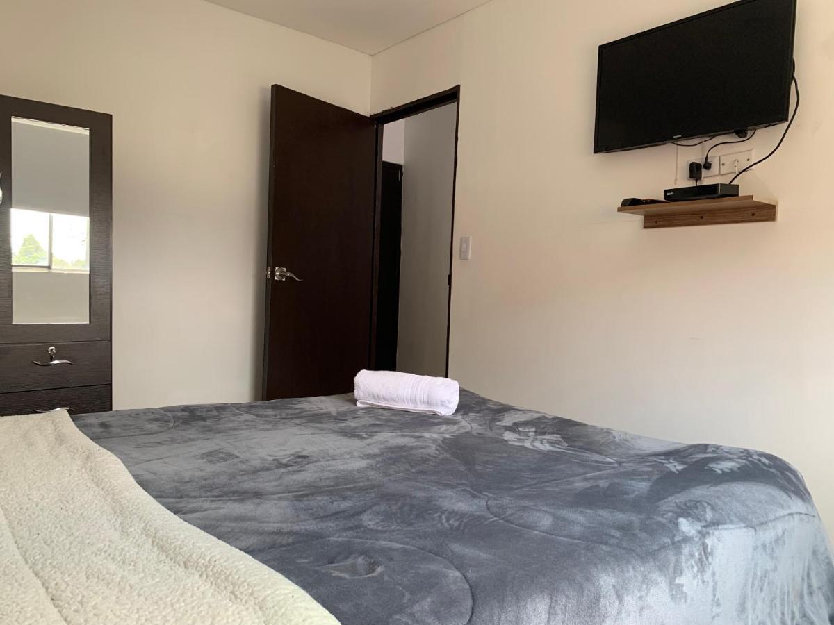 Apartamento Cerca Del Cc Titan Plaza Bogota Buitenkant foto